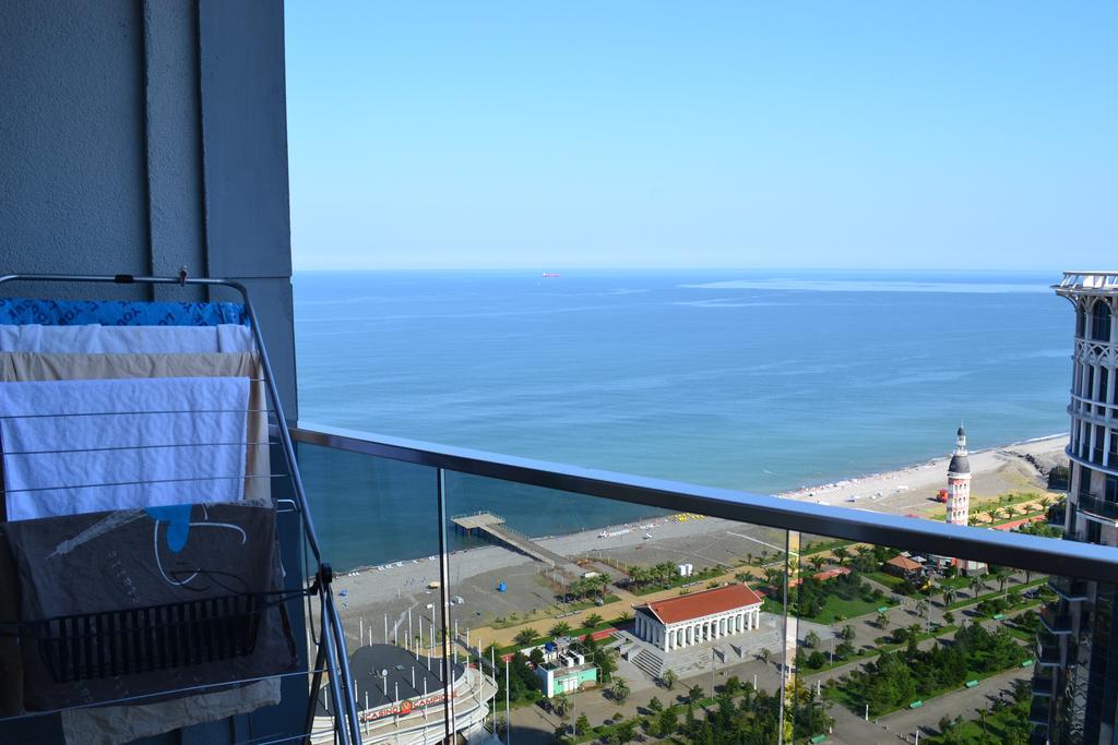 Orbi Towers Rooms Batumi Bagian luar foto