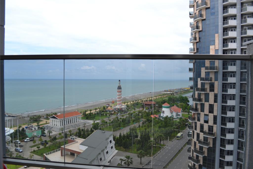 Orbi Towers Rooms Batumi Bagian luar foto