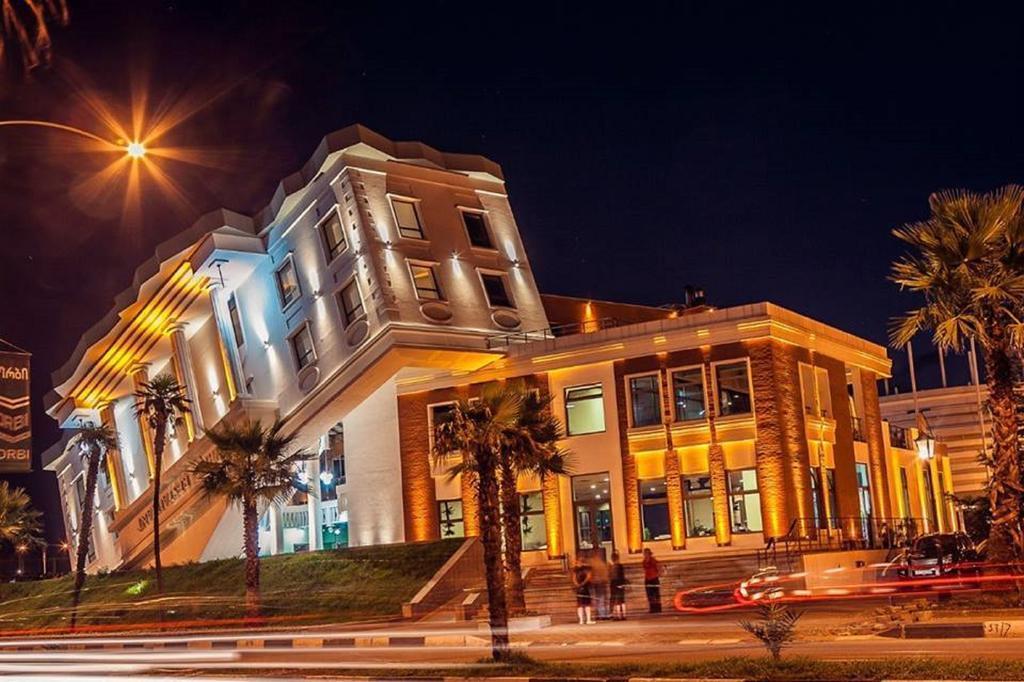 Orbi Towers Rooms Batumi Bagian luar foto